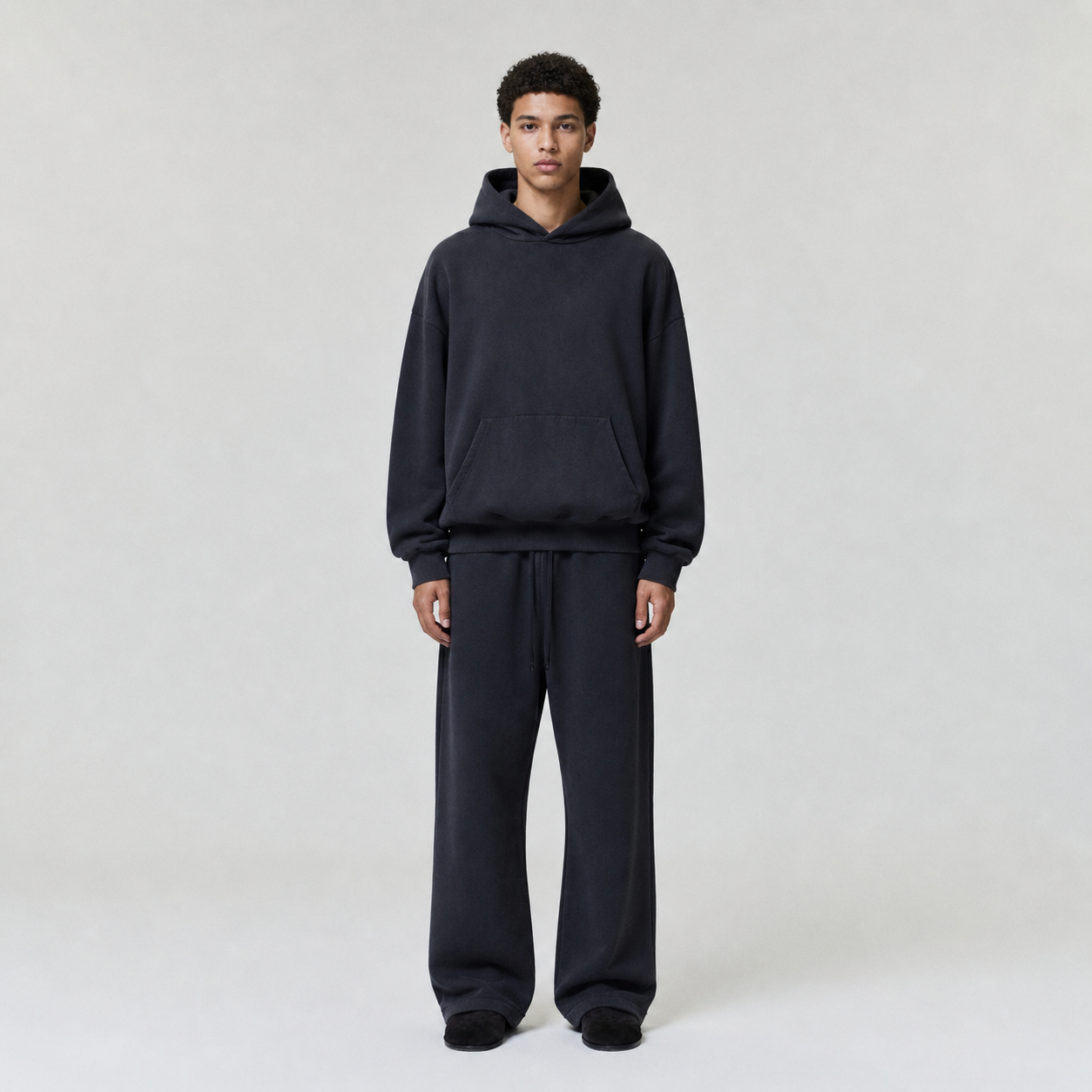 Hoodie Oversize — Noir Délavé